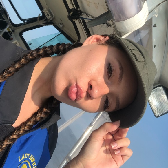 Meet your Posher, Taylor - Picture 2 of 4